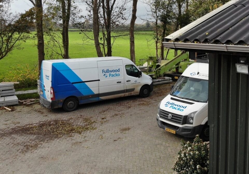 dealerbus-van-winden-en-de-bie